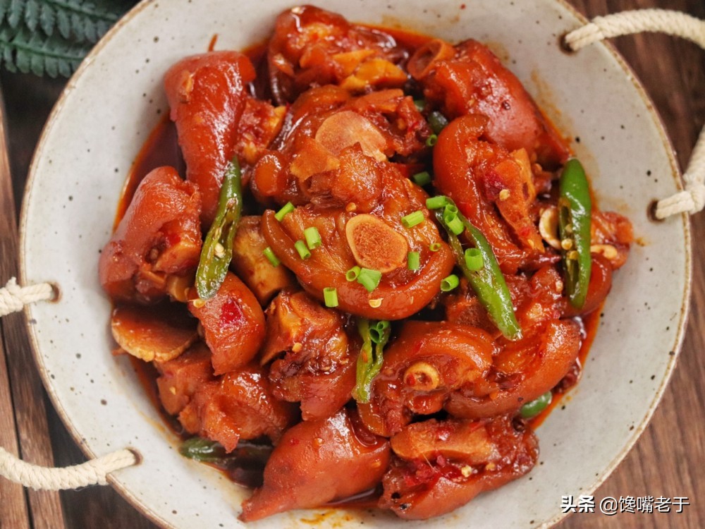 怎么买猪蹄最正确,猪蹄的挑选口诀