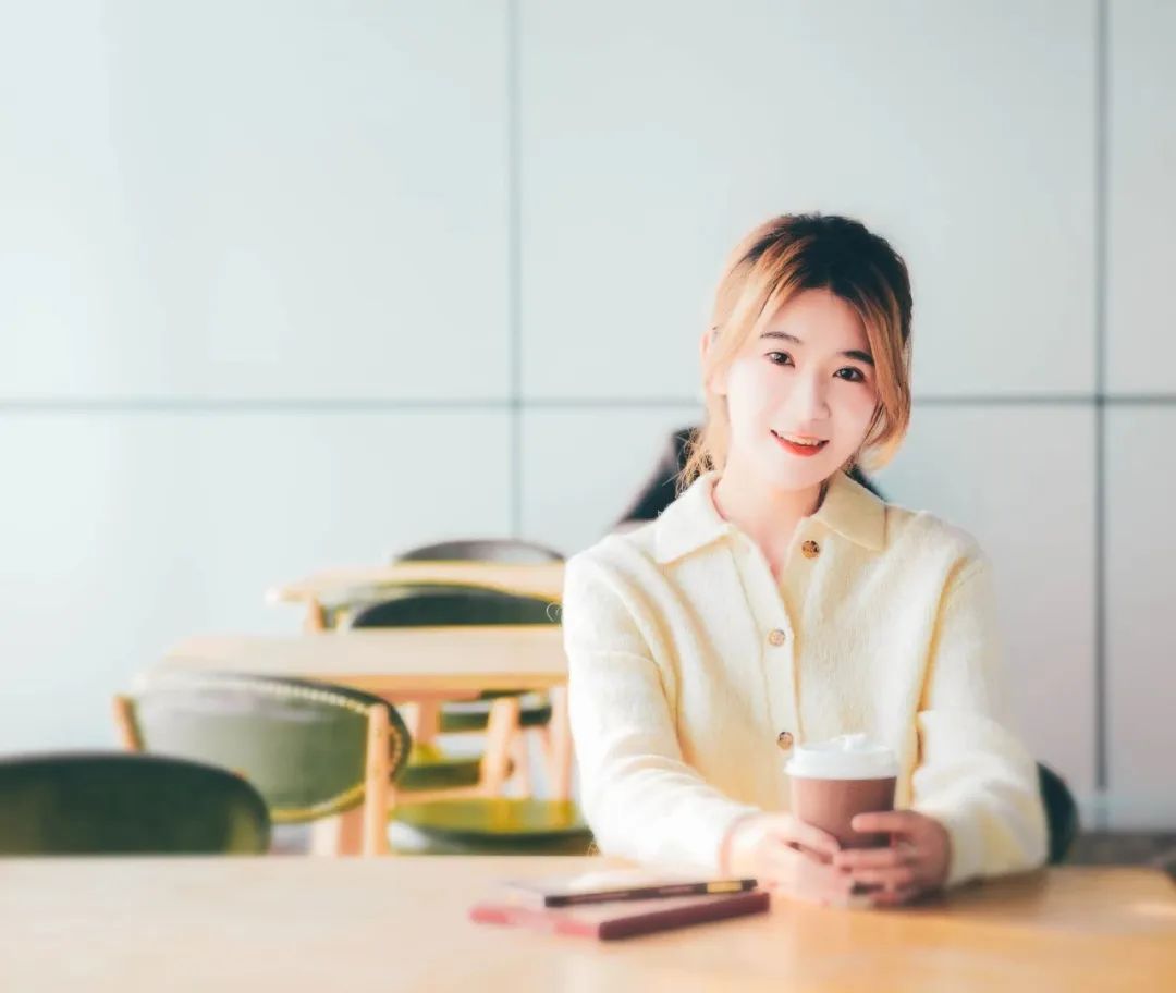 补充能量时间到！打卡哈尔滨冰雪大世界俄式咖啡馆