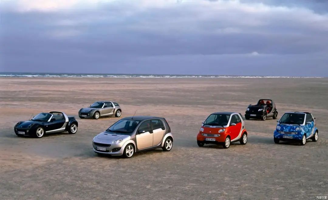 奔驰smart精灵和宝马mini怎么选,小姐姐选奔驰glc300l还是x3好