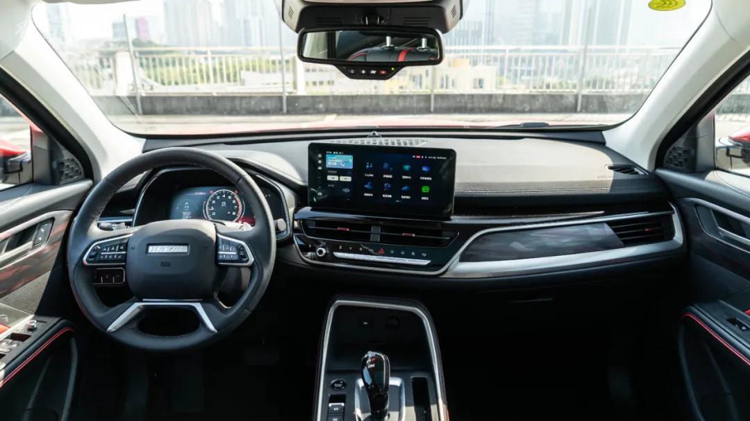 高性价比国产suv哈弗h6,哈弗h6国潮版1.5t冠军版落地价格