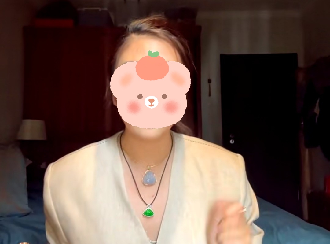 多厚的翡翠吊坠合适买,买翡翠吊坠怎么选择