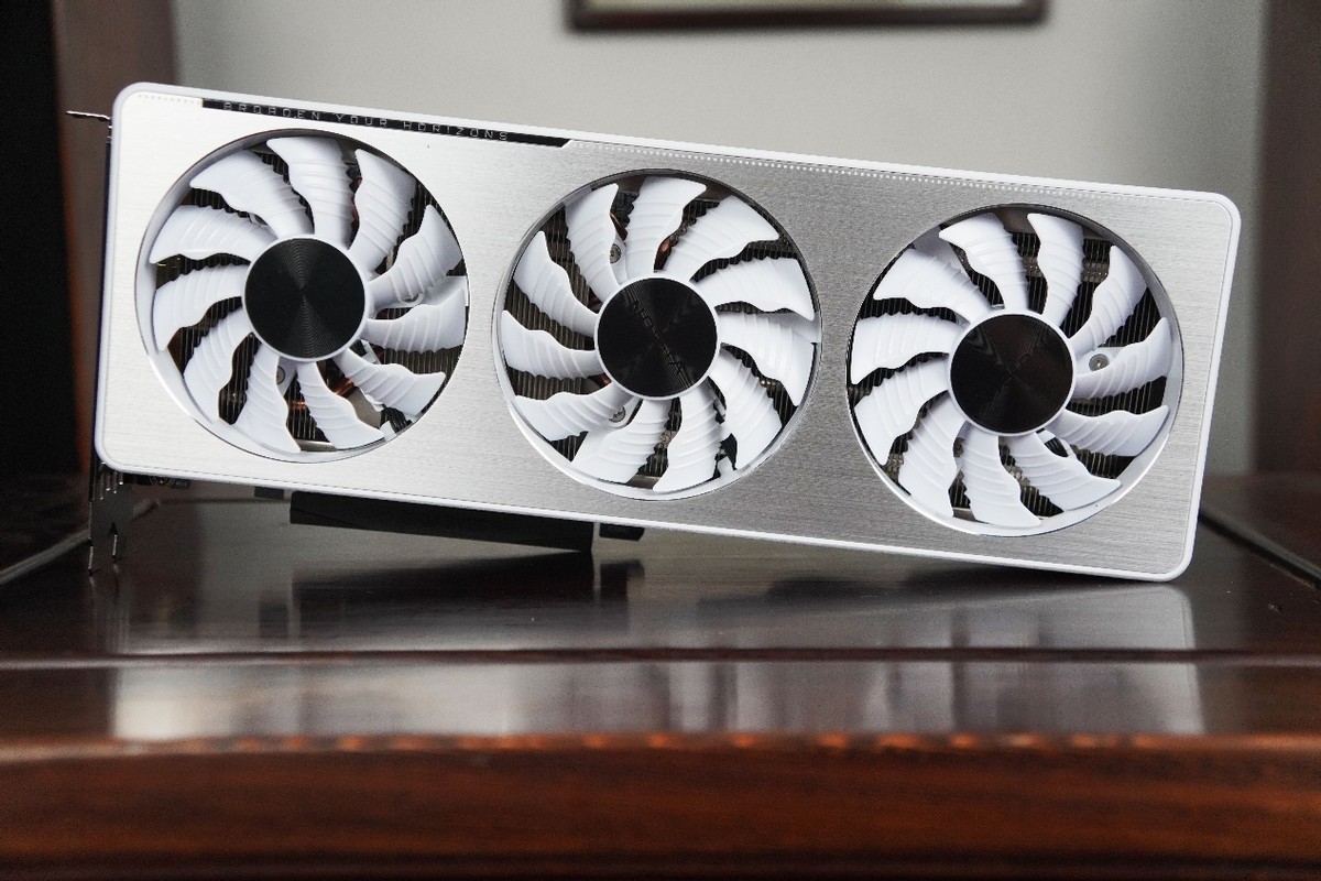 海康固态硬盘c4000啥颗粒,海康存储c40002tbssd固态硬盘