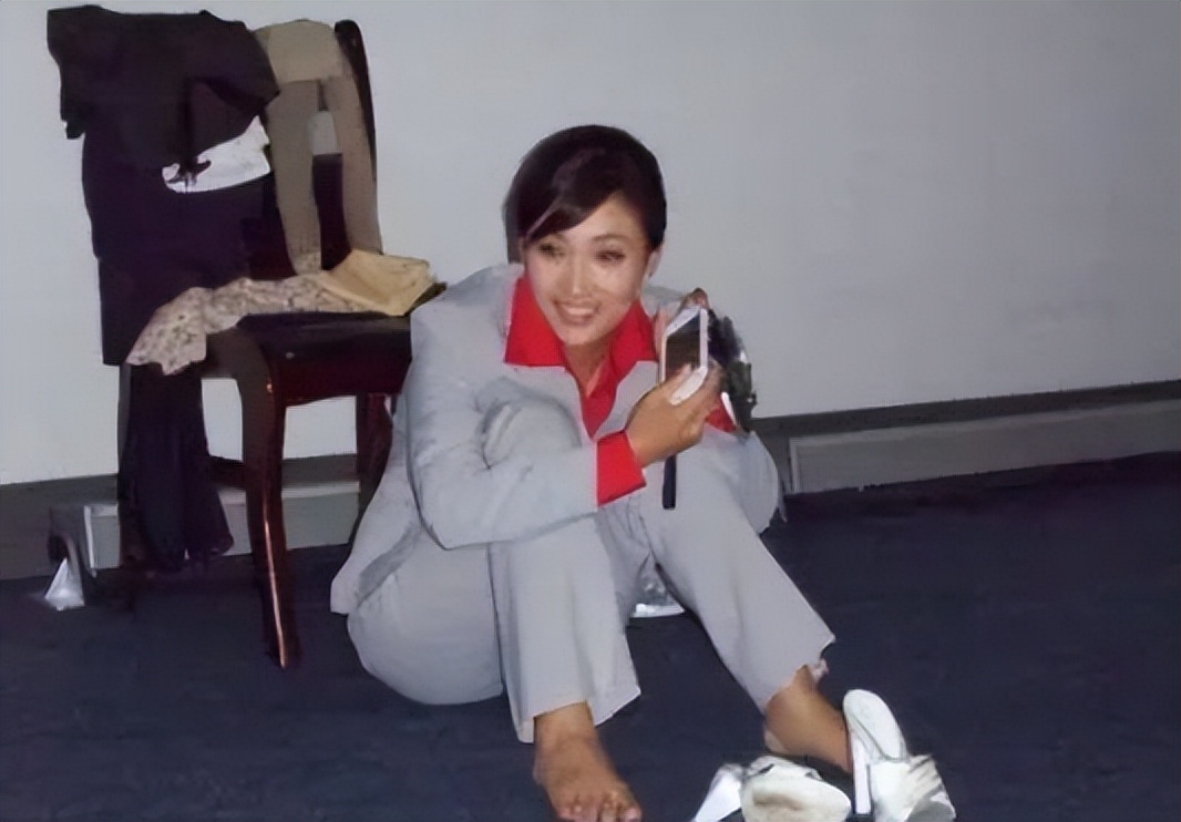 白静嫁入豪门后仅2年被丈夫刺死,白静悲惨的婚姻