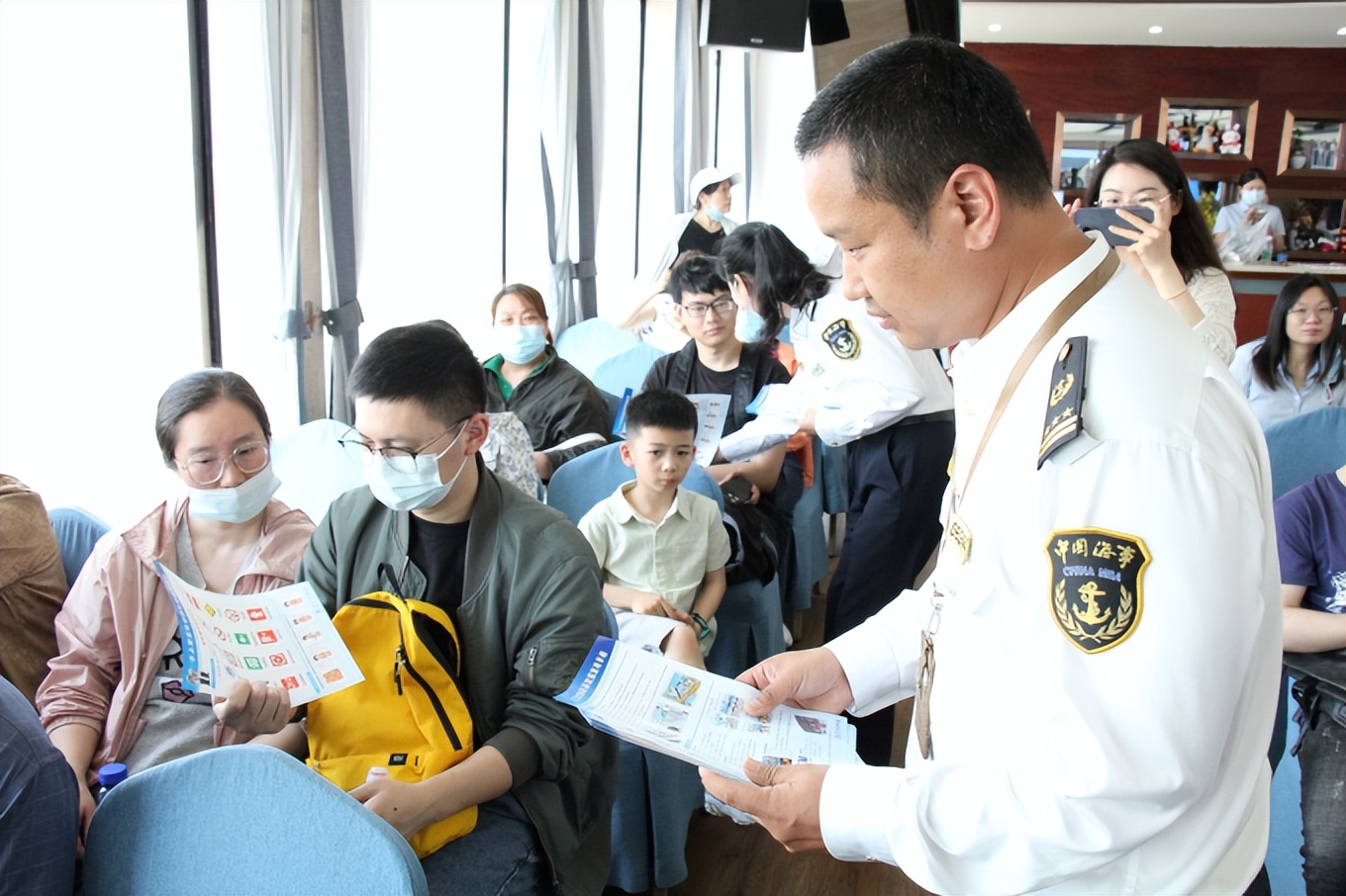 致爱母亲河共护一江水长江之舟长江文化公益课堂第二期开讲