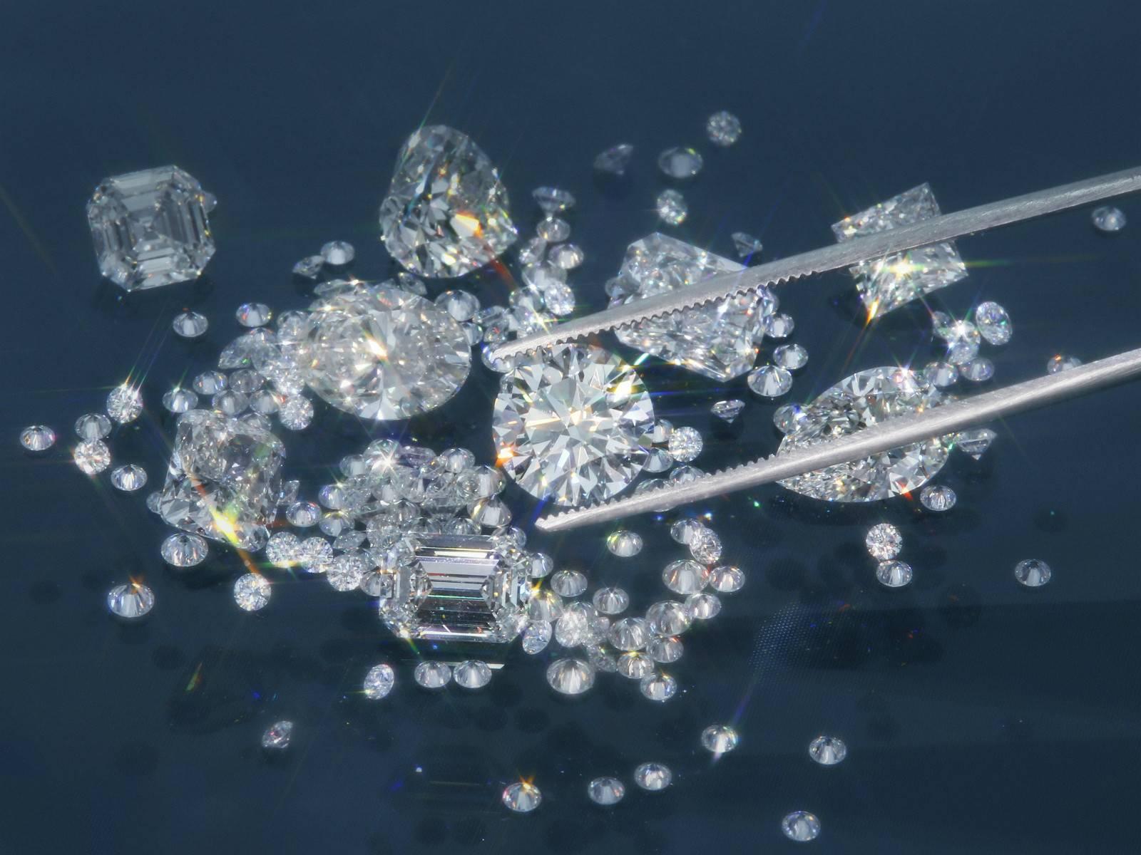 钻石回收贬值吗,钻石为什么回收很贬值