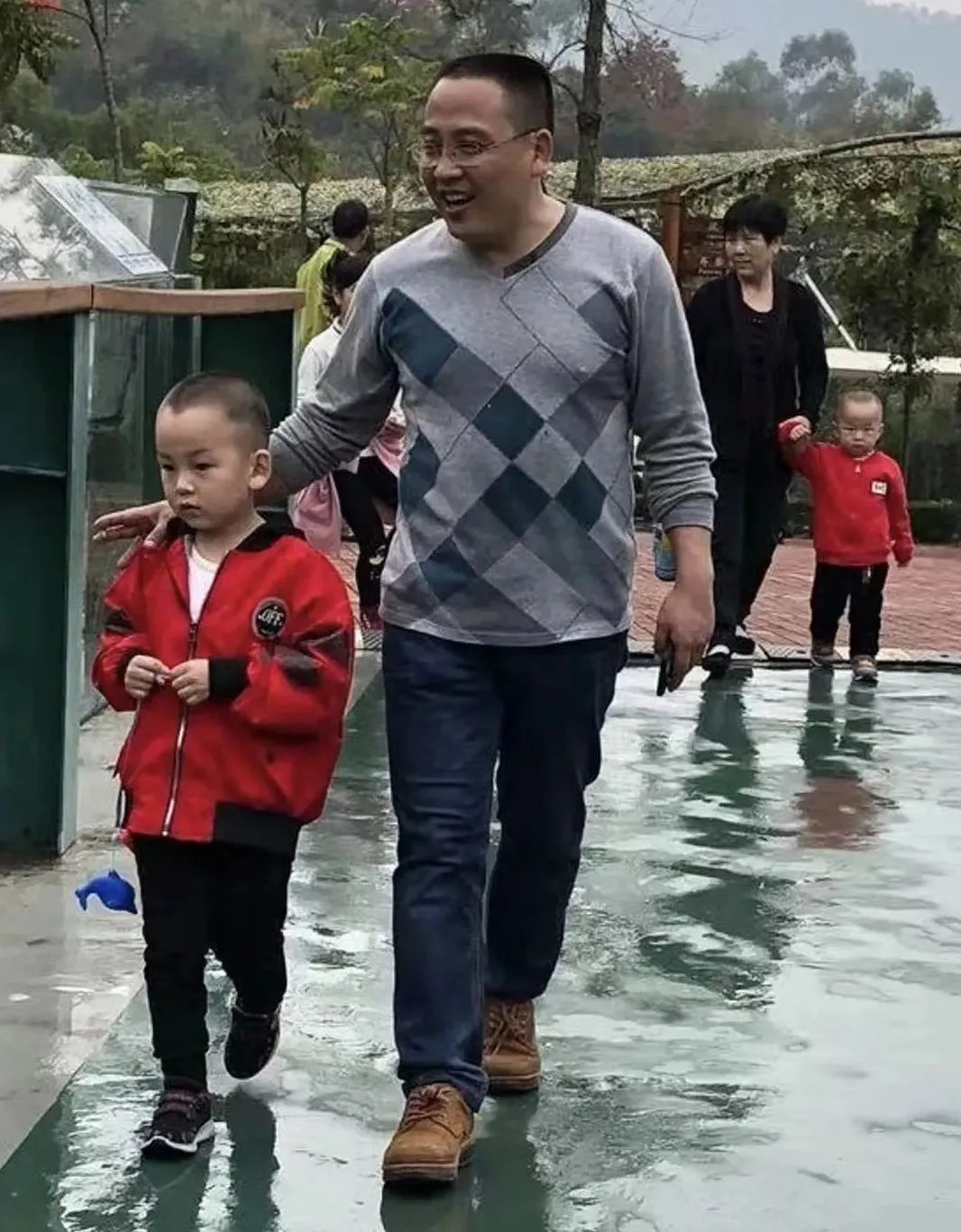 孩子对警察爸爸的留言,警察爸爸的留言父亲节