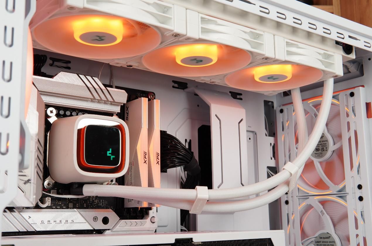 令人惊艳的散热效能，德商德静界ShadowBase800FX机箱