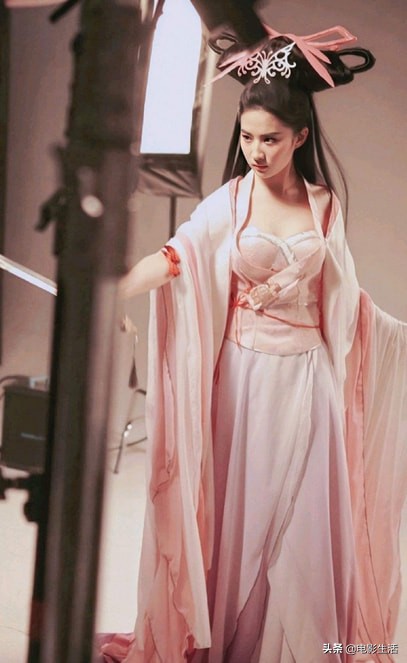 刘亦菲梦华录造型斜刘海,刘亦菲的梦华录怎么样