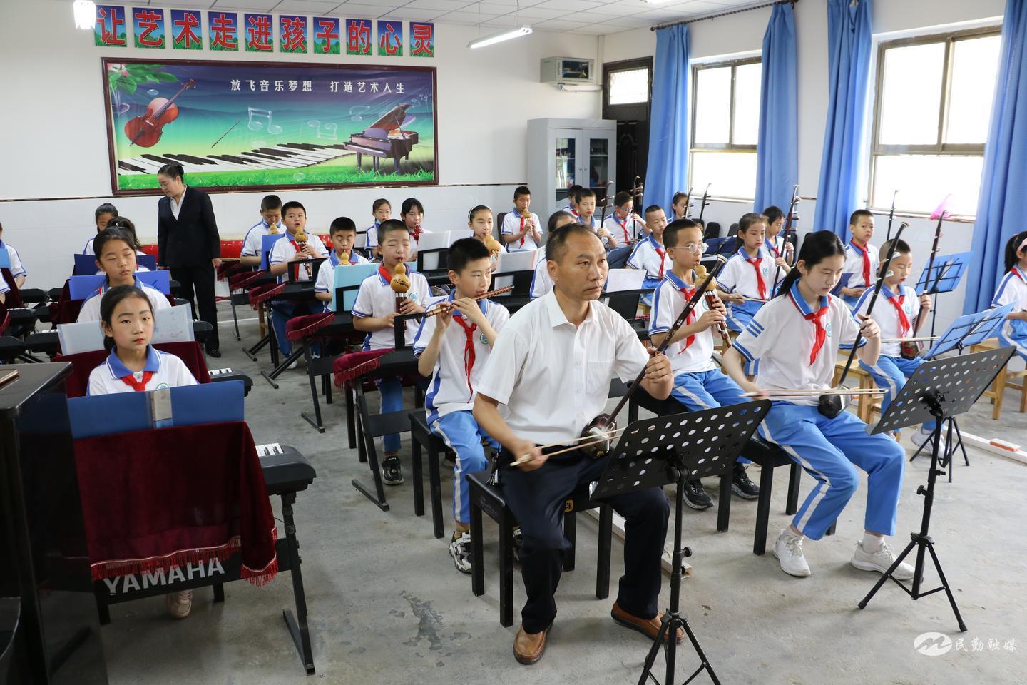 武威市民勤县东关小学,民勤县东关小学2010年