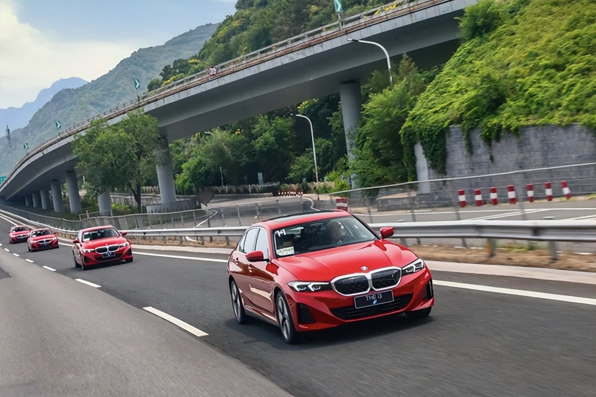 新款宝马i3真实用车感受,纯电续航350公里的宝马i3多少钱