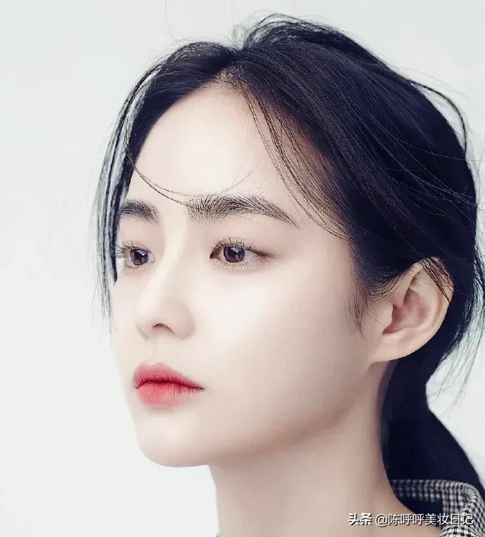 美白补水祛暗黄精华液,改善暗沉补水美白精华液推荐