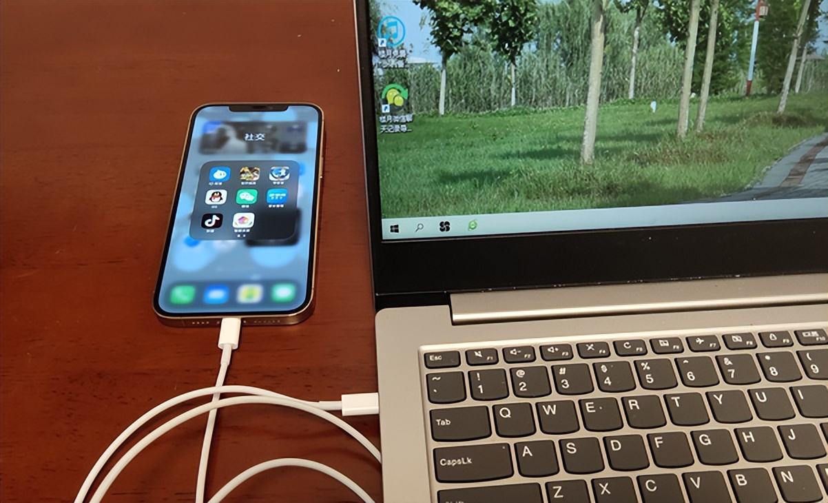 微信聊天记录导出为word文档,微信小程序的表格怎么导出成excel