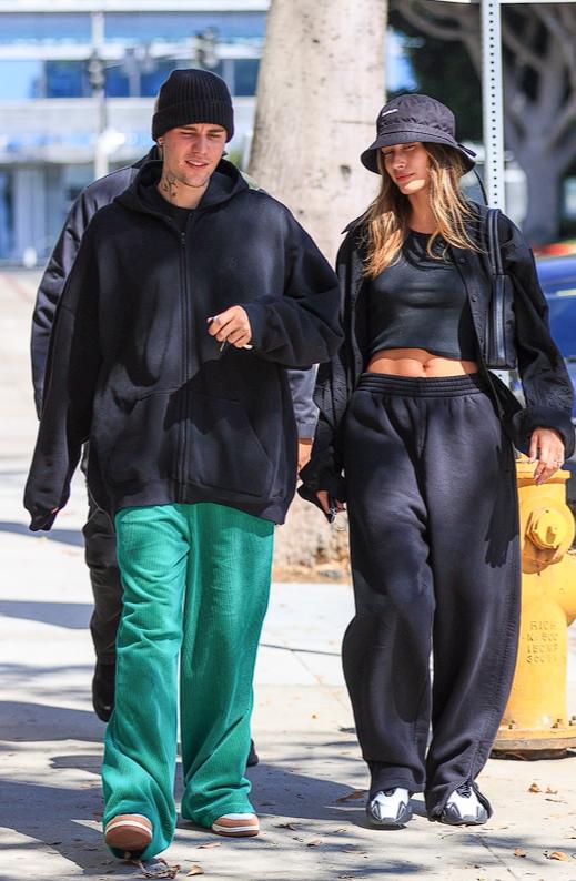 回头看看那些喜欢穿得一样的名人情侣