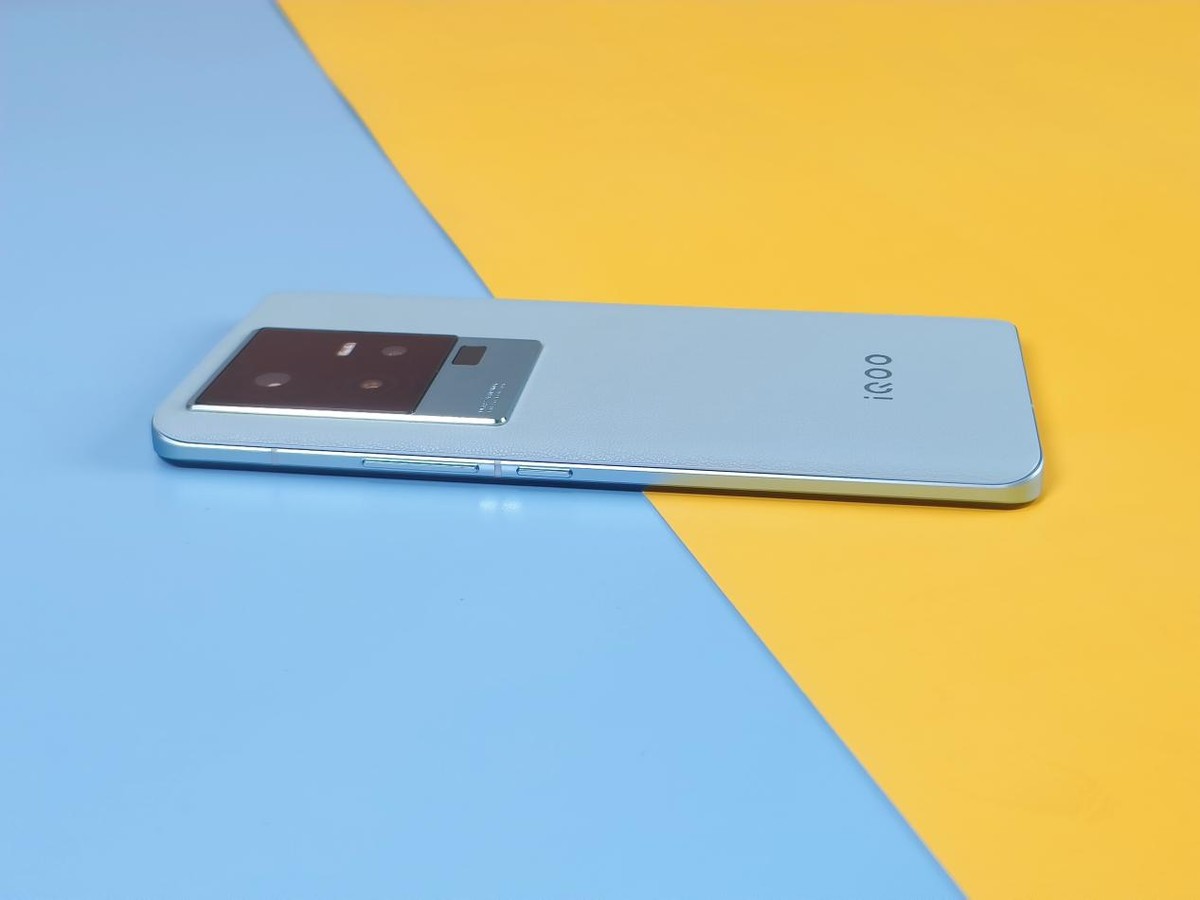 iqoo11s评测值得入手吗,iqoo11s深度评测