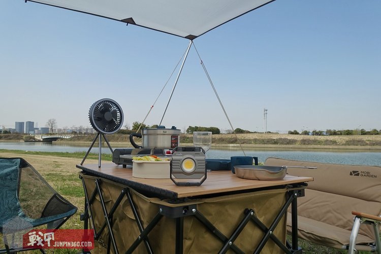 fenixcl28r露营效果,全能多用fenixcl28r多功能户外灯