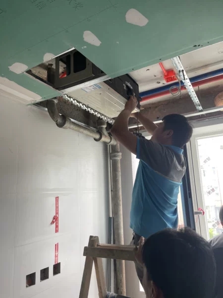 家里装修厨房装空调好吗,厨房装空调有多舒服