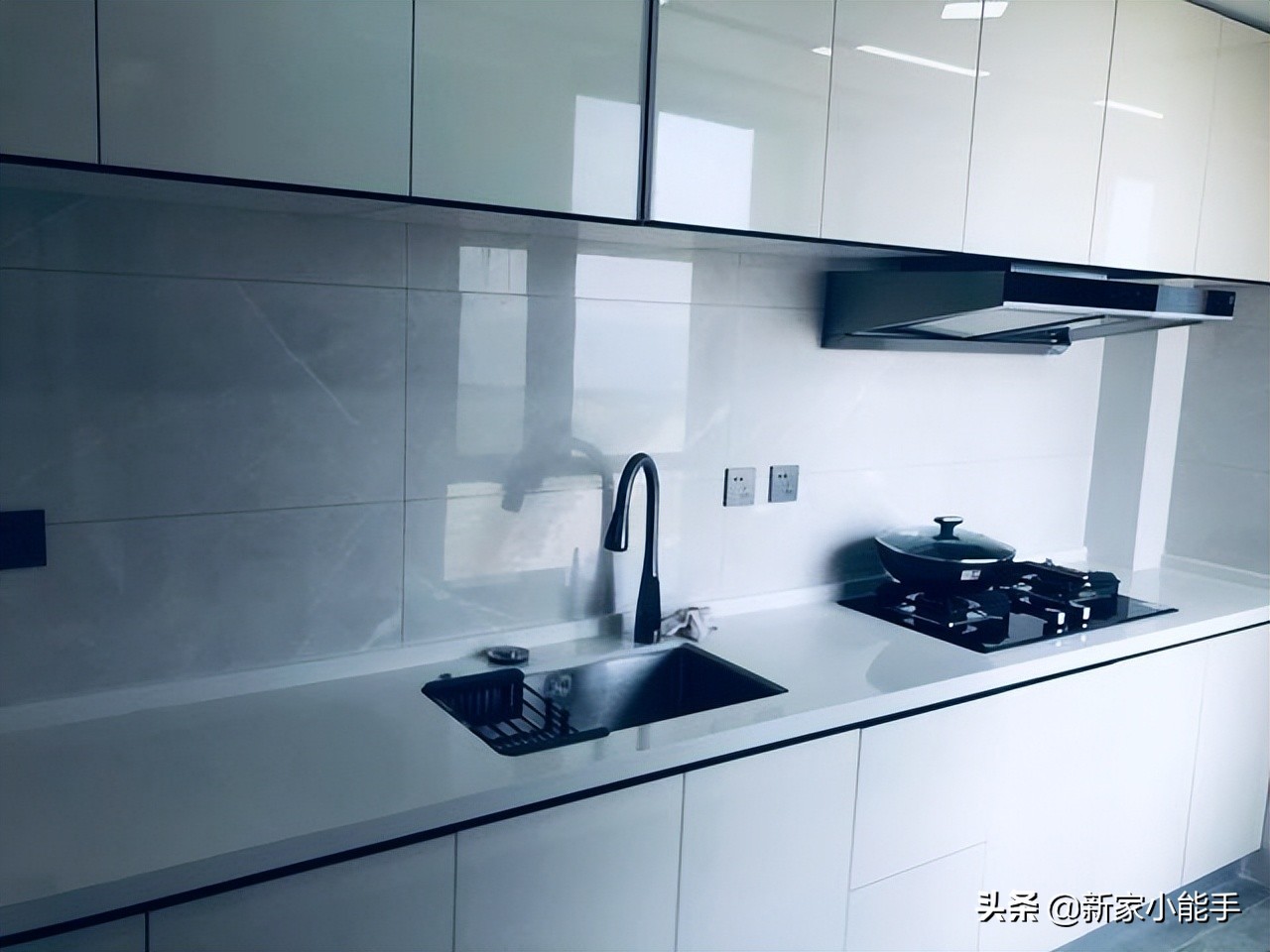 新房装修完如何正确通风去除甲醛,装修完接着入住怎样可以去除甲醛