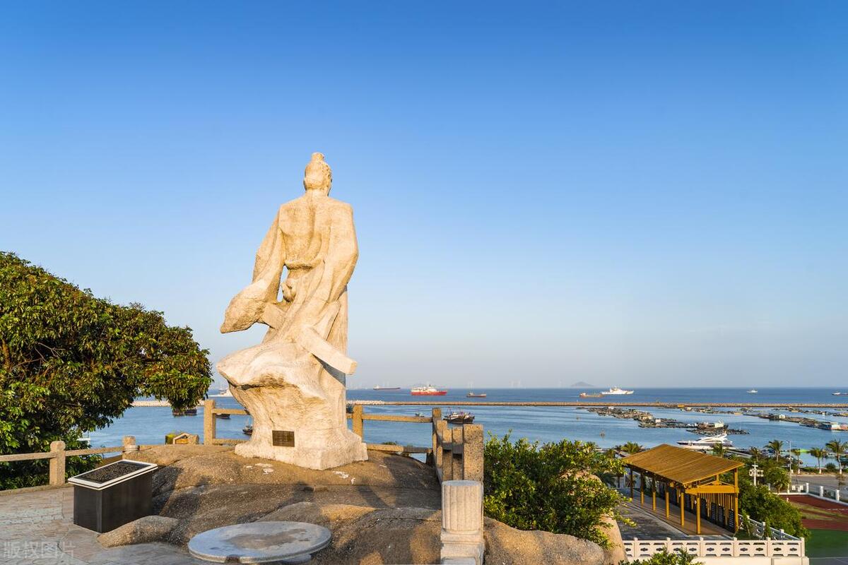 文天祥一心抗元忠贞不屈的故事,文天祥爱国故事简介