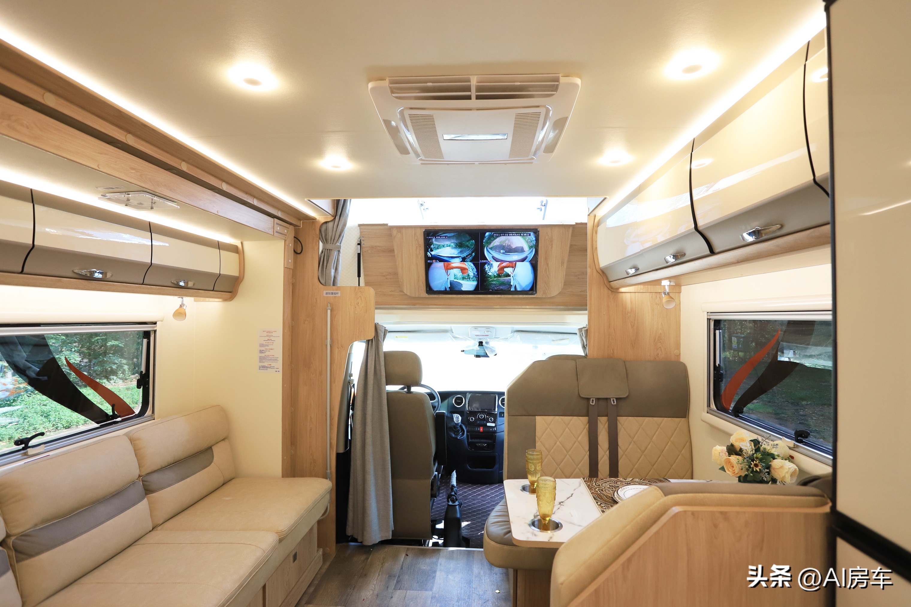 7人房车超大空间,旅行最舒服的十万左右七座房车