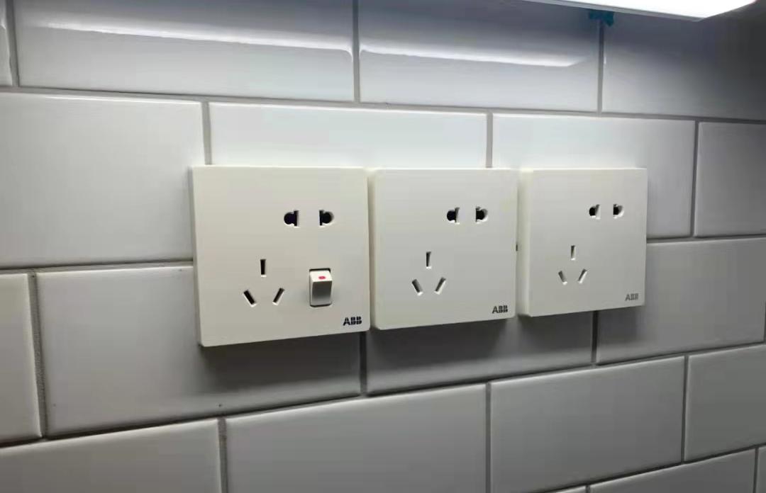 最全房间开关插座布置攻略,卧室开关插座布置效果图