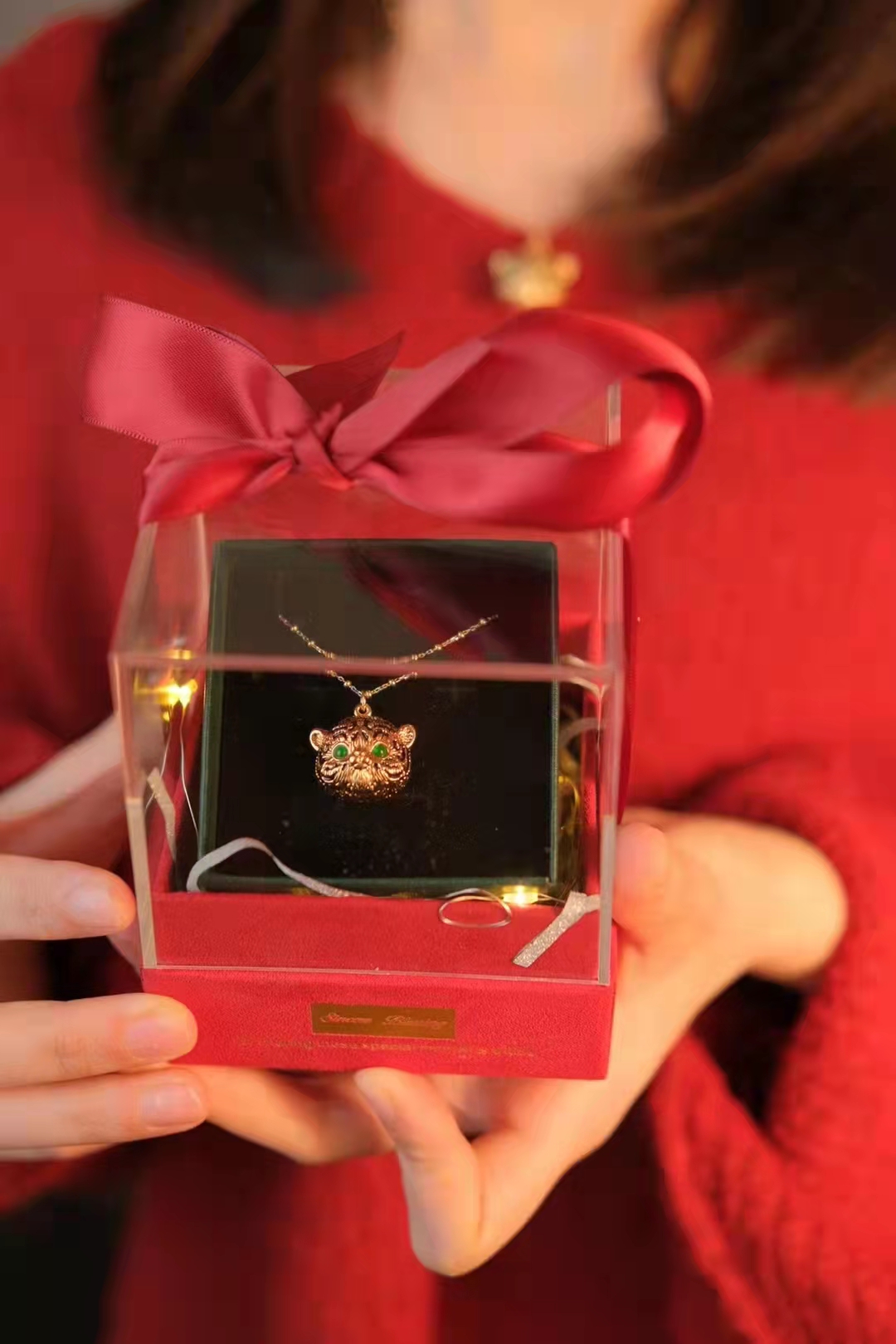 过年喜庆的红,过年的传统喜庆