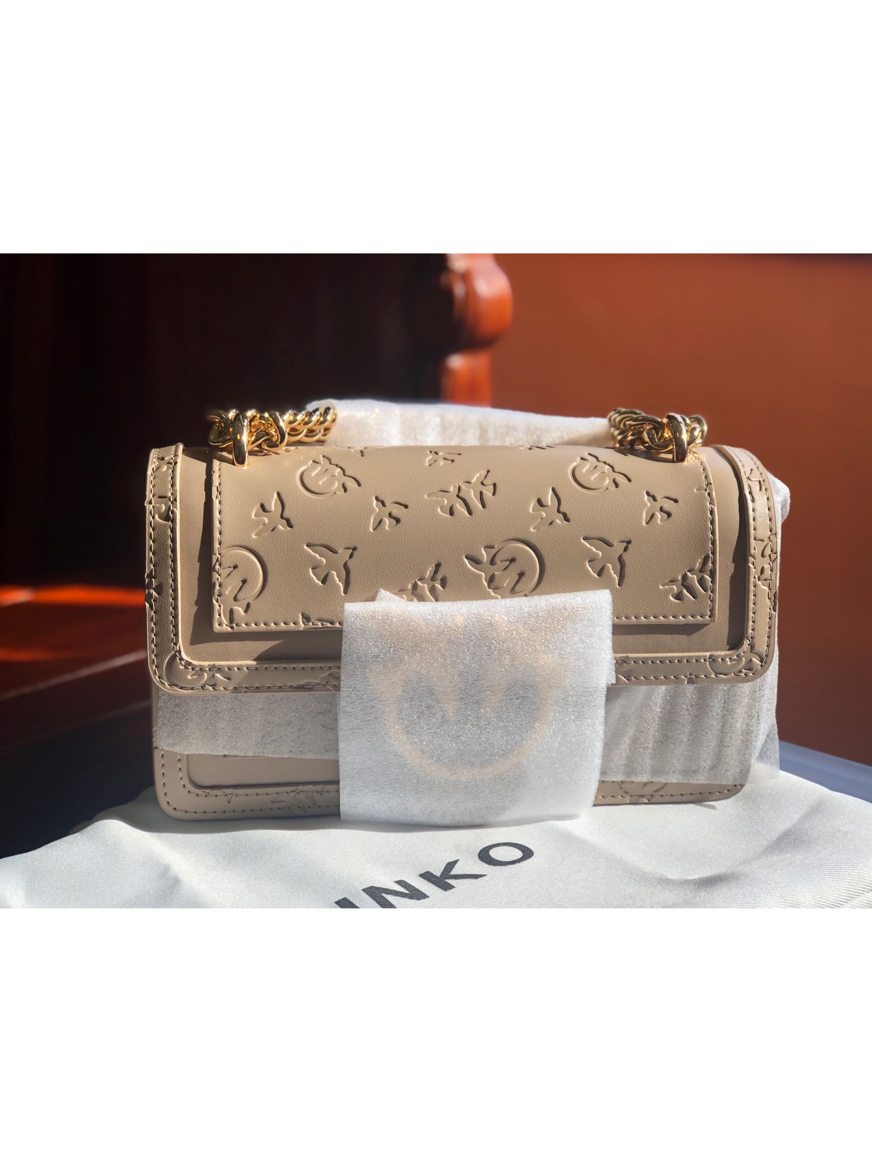 pinko黑色翅膀燕子包2018年款,平价女包包推荐高级感