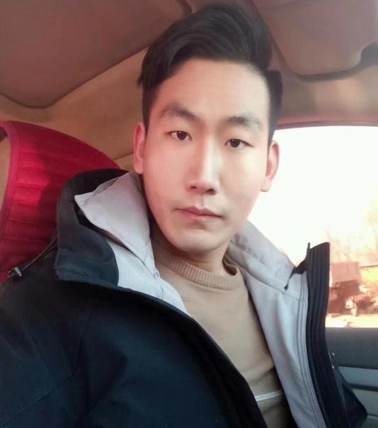 95后小伙年入过亿,95后小伙买车买房