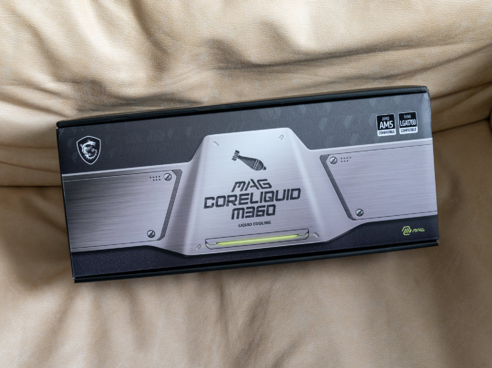 微星360水冷配啥机箱,微星最新360水冷评测