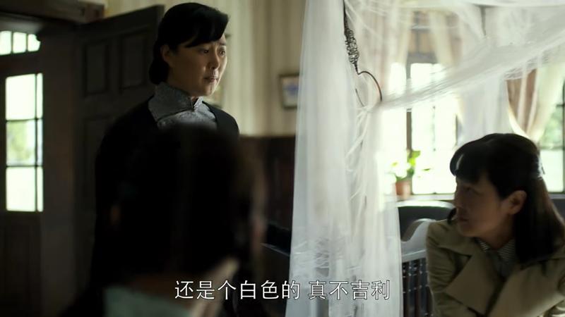 父母爱情江德福告诉安杰终于结婚,父母爱情江德福给安杰送花