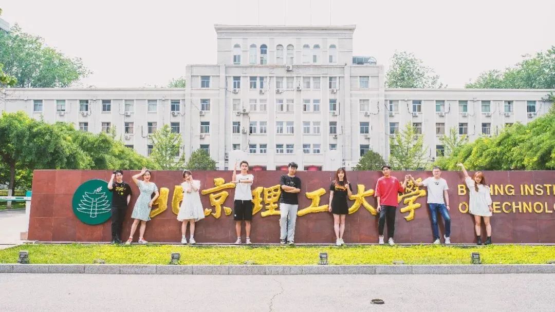 高能电影乘风破浪,毕业照高能