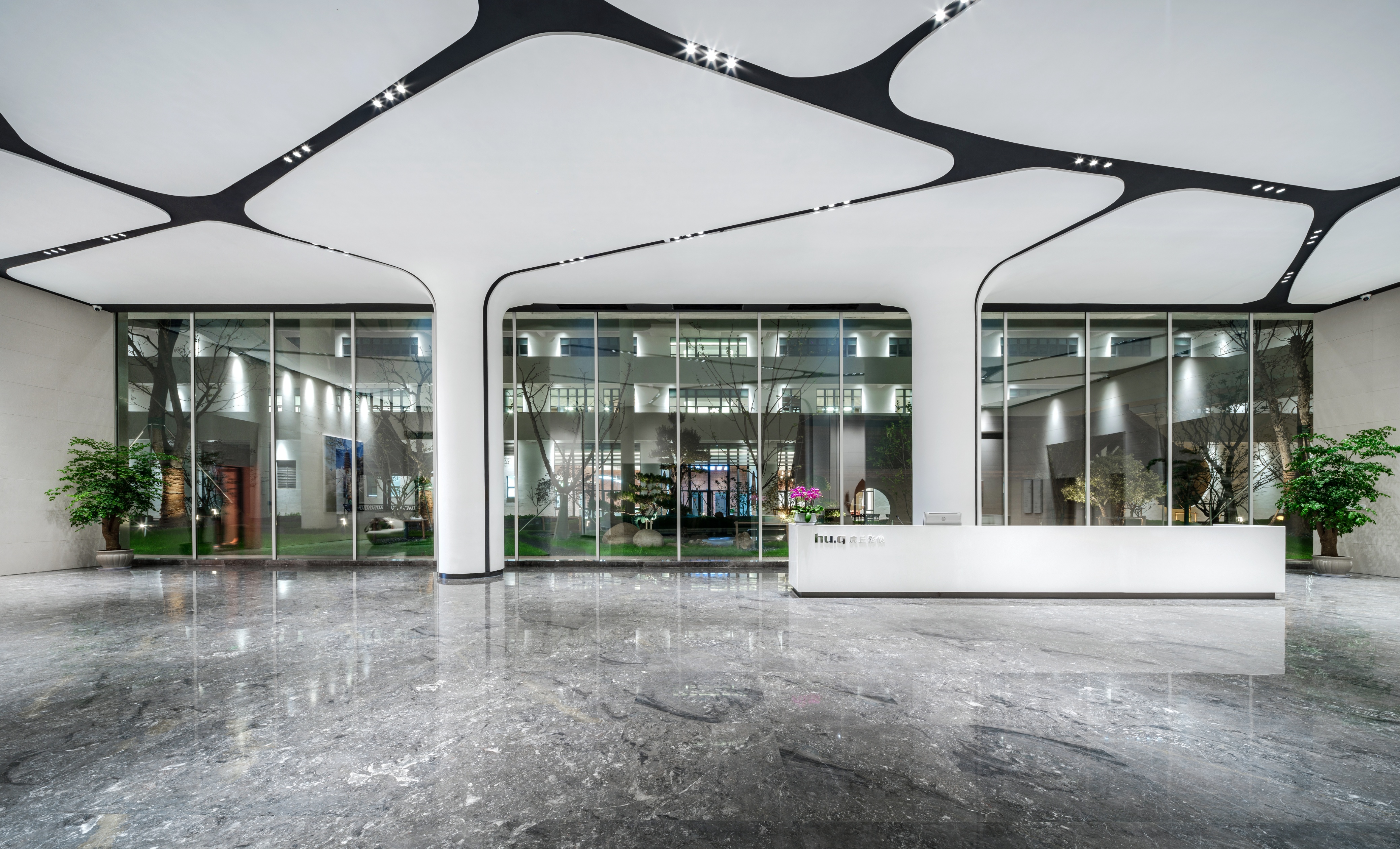 和氏设计公司,和氏设计