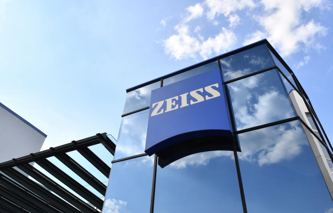 神奇照相机穿越时空,蔡司的独门绝技