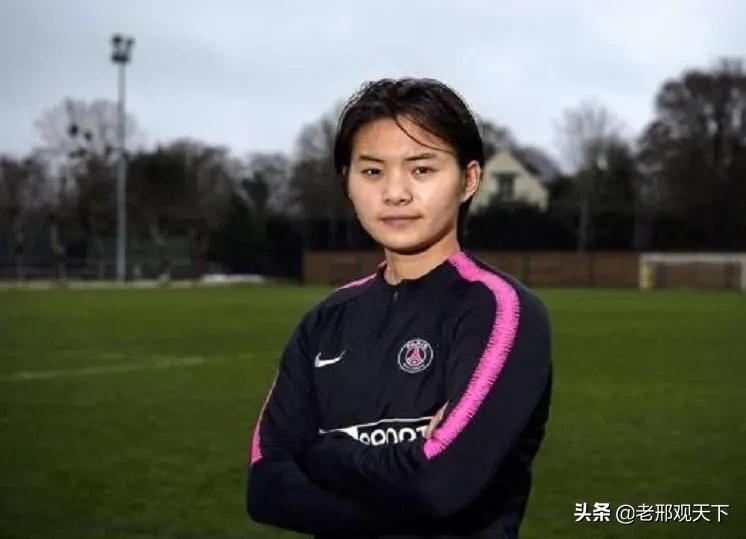 王霜日记,王霜回眸瞬间