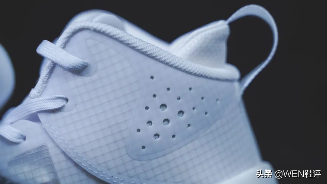 超轻2022v2沉浸式开箱,超轻2022值得入手么