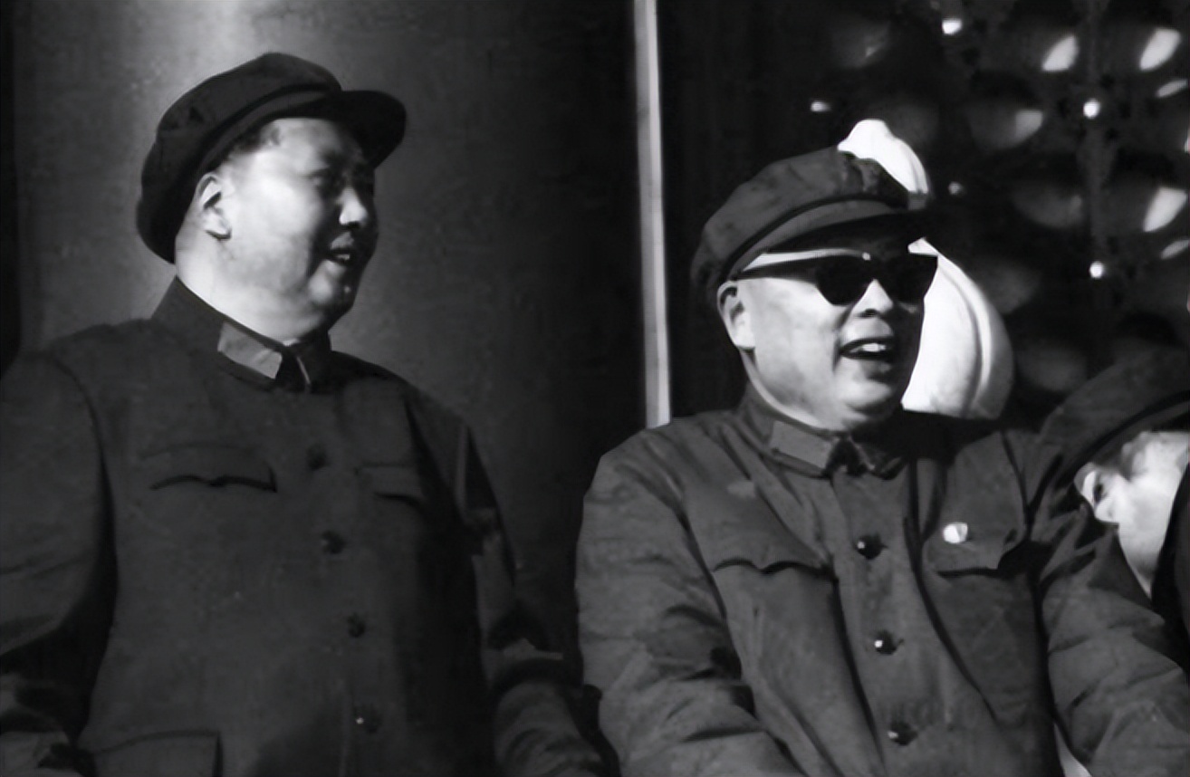 书法成一种运动？陈毅回乡视察，对一干部说：我送你一件炼身之宝