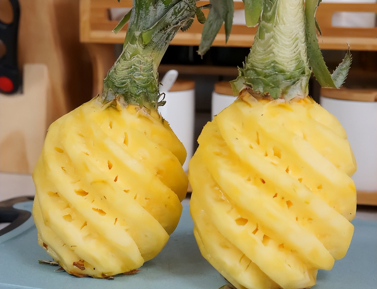 苹果治胃病的功效,苹果治疗胃溃疡