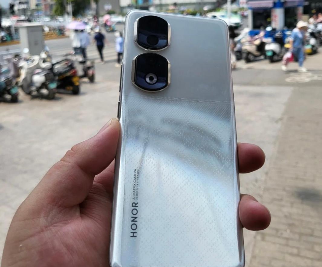 honor2020年发布什么手机,1800左右的honor手机