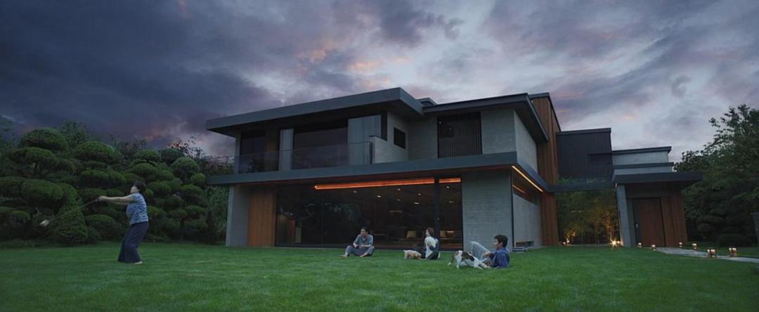 黑暗荣耀里妍珍直发采访片段,黑暗荣耀妍珍哪一集被女二发现