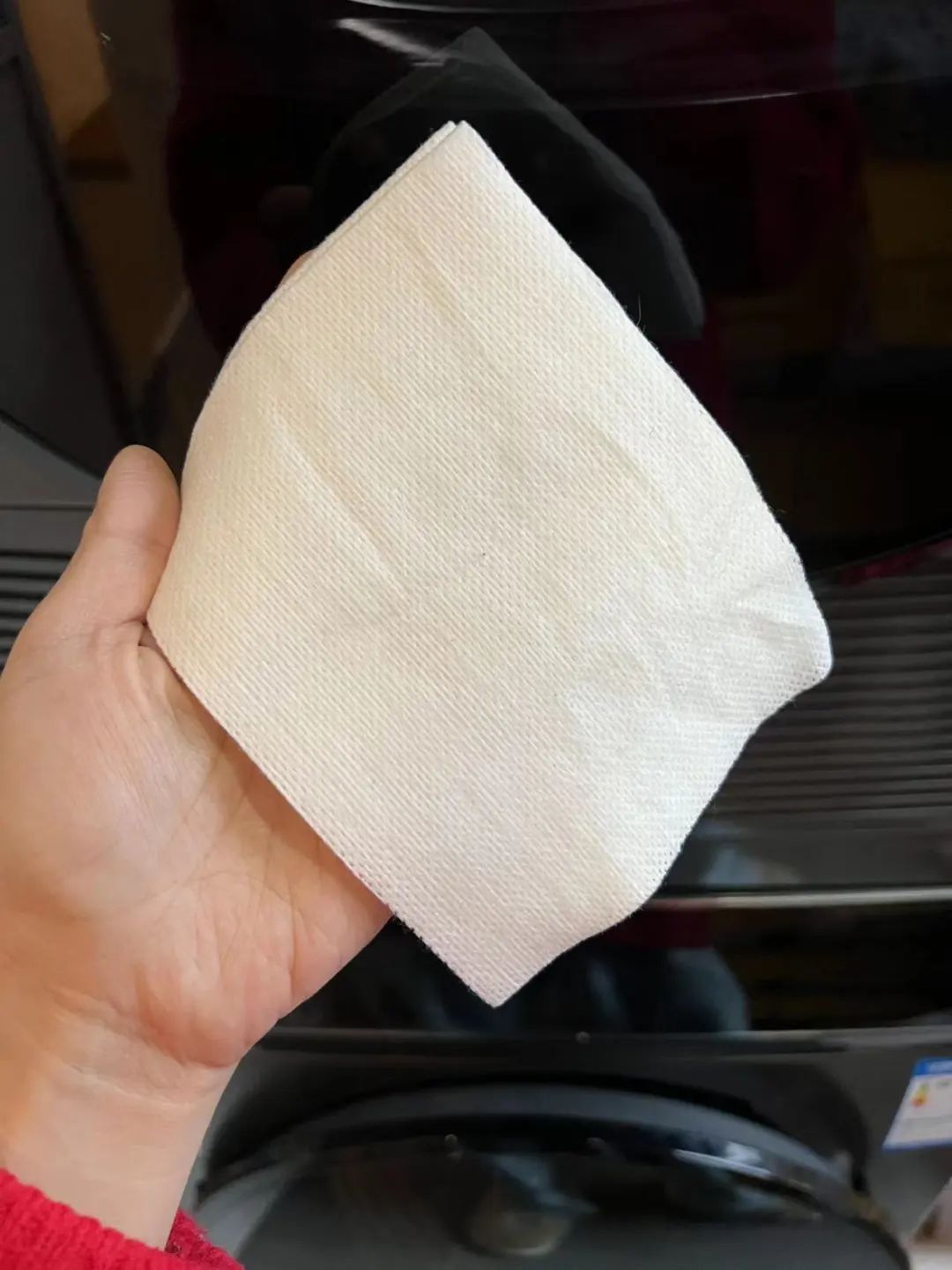 洗衣服需要知道的常识 (洗衣服都要注意什么)