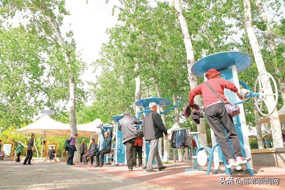 提高全民健身水平,推进全民健身提升群众体育