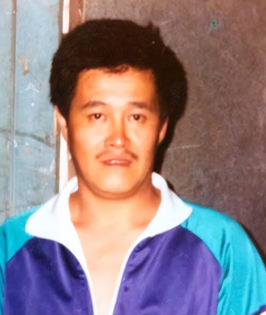 中国队足球水深,赵本山谈中国足球