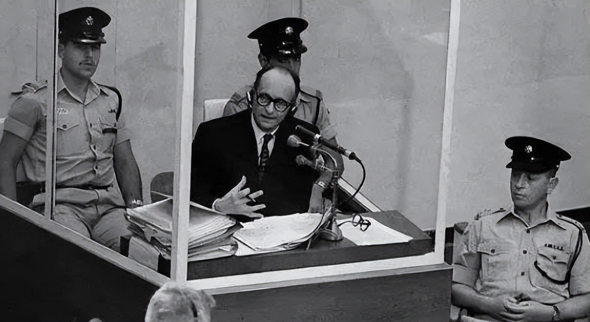 审判革命者——简析1971-1973年阿根廷司法部刑事*压镇**和特别法庭