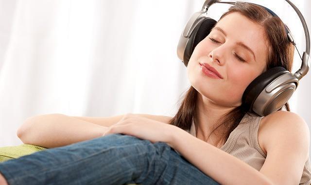 小女孩光天化日之下被掳走,英国女子光天化日之下被杀