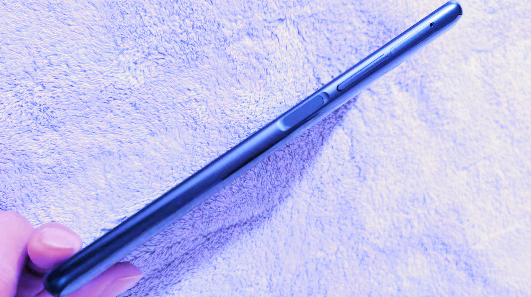 努比亚x是全面屏手机吗,努比亚X双面屏手机值得购买吗