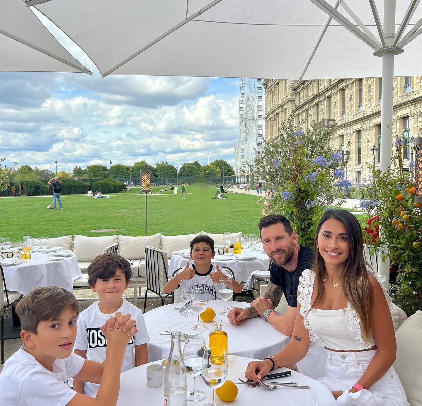 梅西爱情故事书,梅西童话般的爱情故事