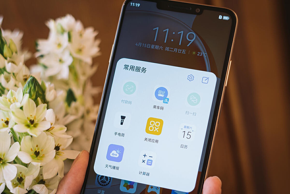 续航可达100公里的电池,华为巨鲸电池52度能续航多少公里