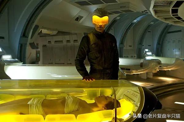 钢铁侠和蝙蝠侠后期谁更强,钢铁侠为什么注定打不过蝙蝠侠