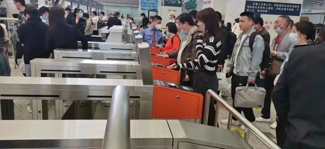 开车深圳北站送人怎么进站,深圳北站广场进站详细流程