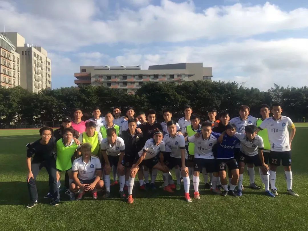 高校足球氛围有多好,高校足球氛围