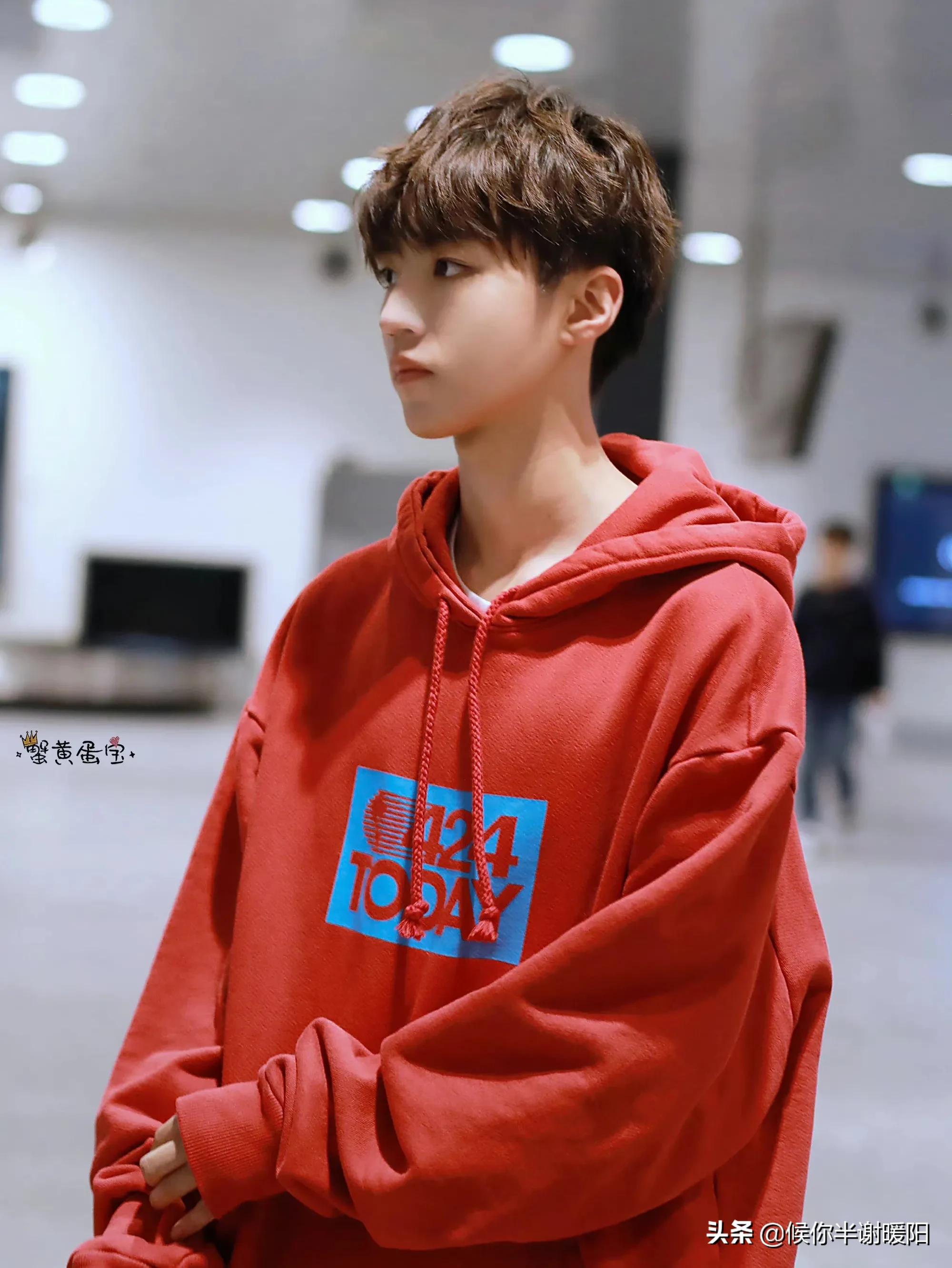 最近任嘉伦王一博撞衫,王一博和任嘉伦同框图